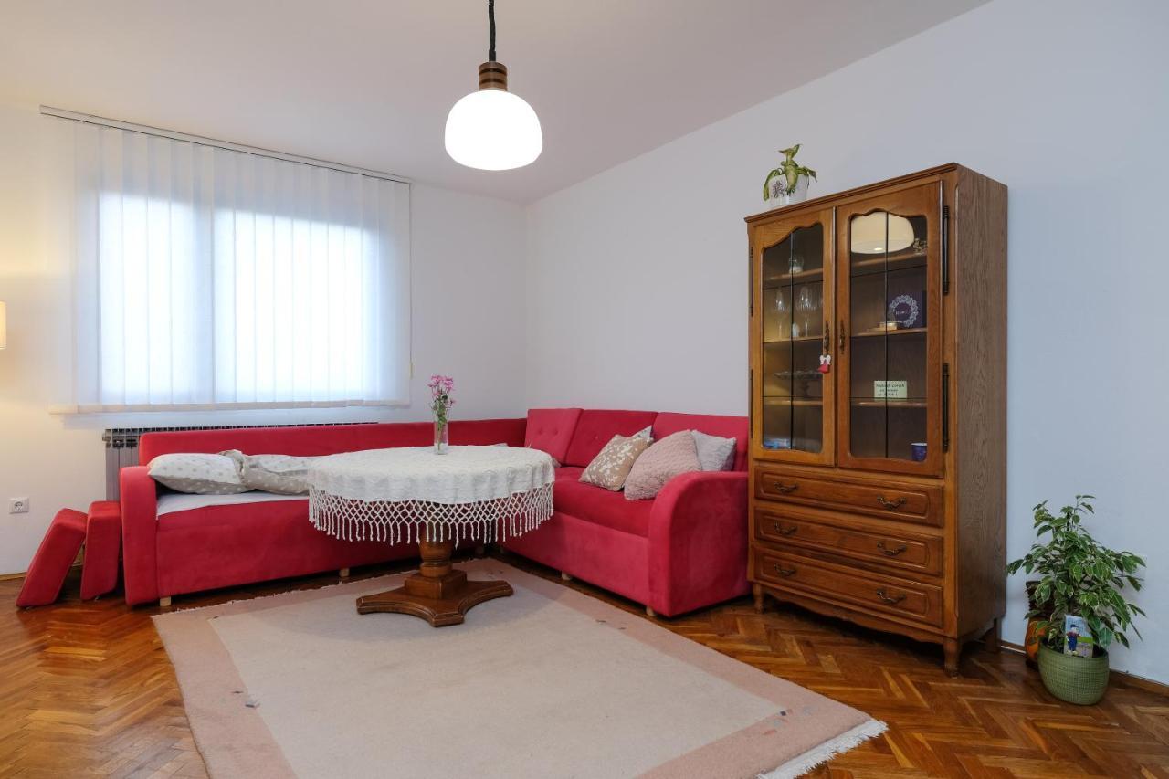 The Cosmic Gate Apartments Visoko Eksteriør bilde
