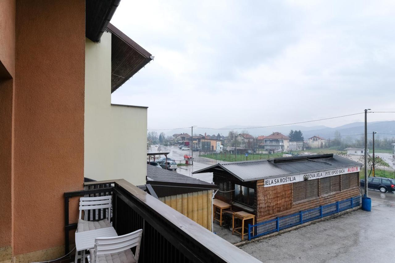 The Cosmic Gate Apartments Visoko Eksteriør bilde
